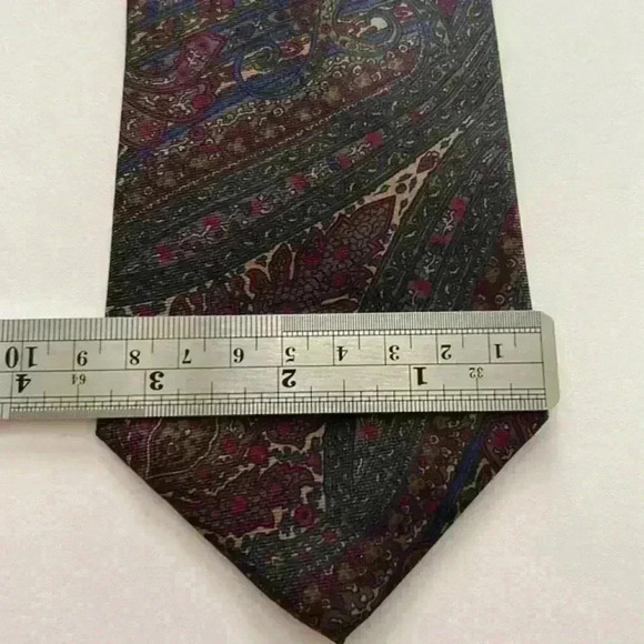 Envoy tie - Picture 2 of 3